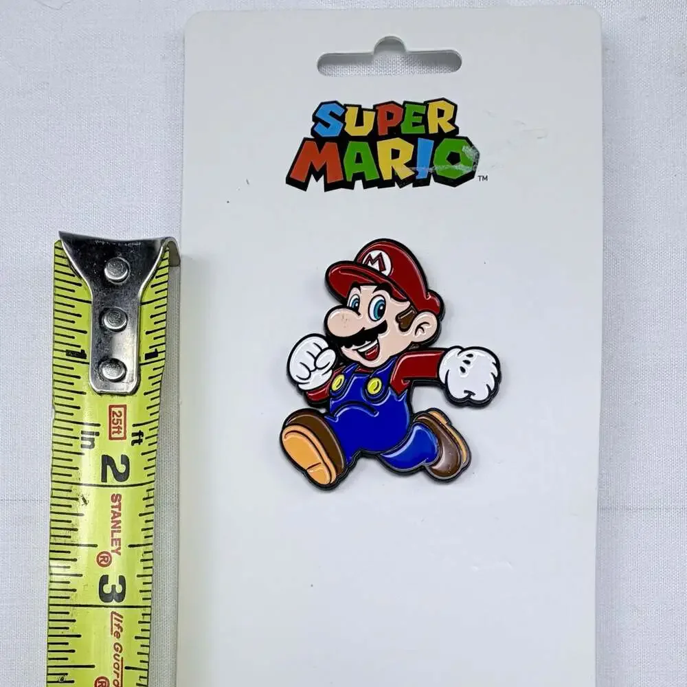 Super Mario Running Enamel Pin